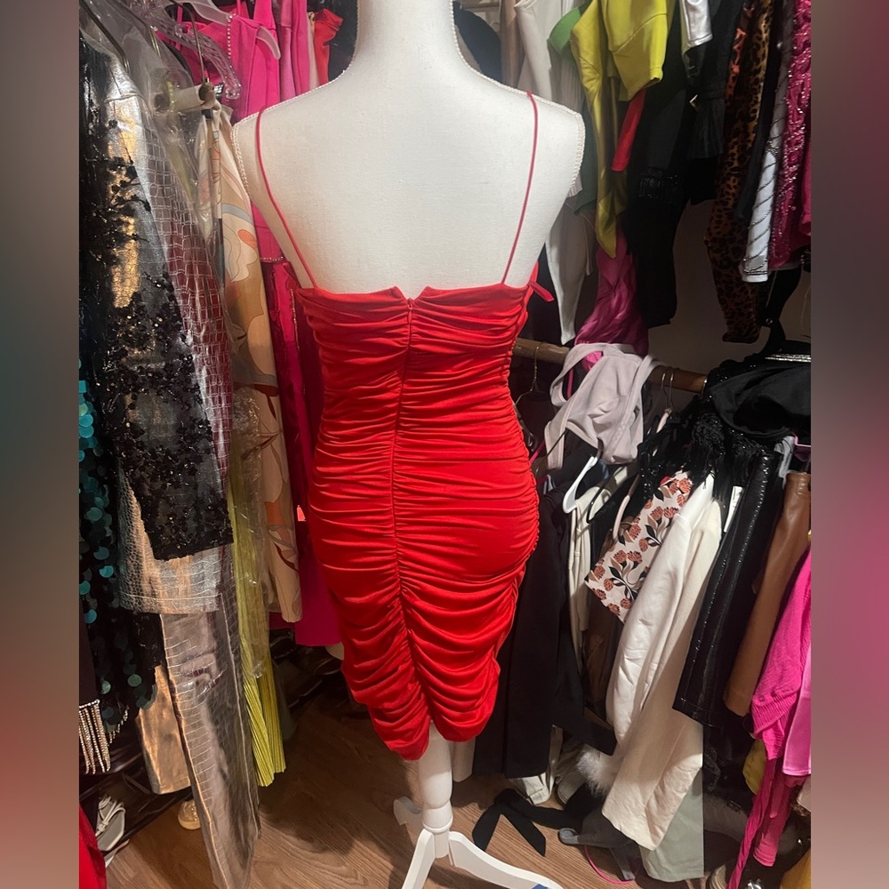 RED RUCHED MIDI DRESS - Picture 3 of 3